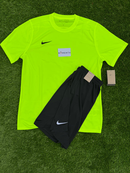 Nike Dri Fit Academy Football Volt Slim Fit Set